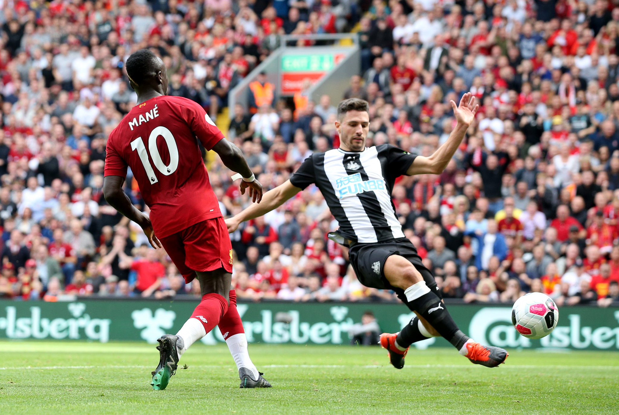 足球能够再 足球能够再